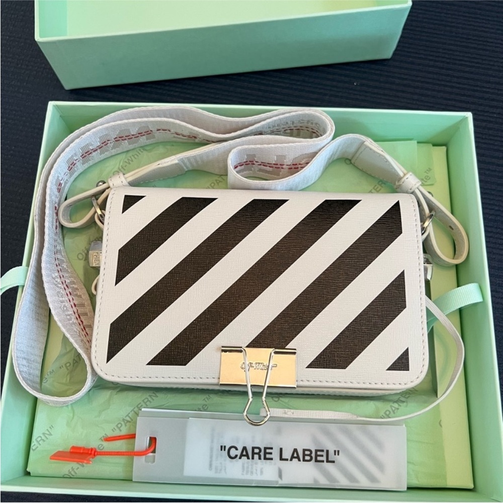 Off-White Black and White Crossbody all Included